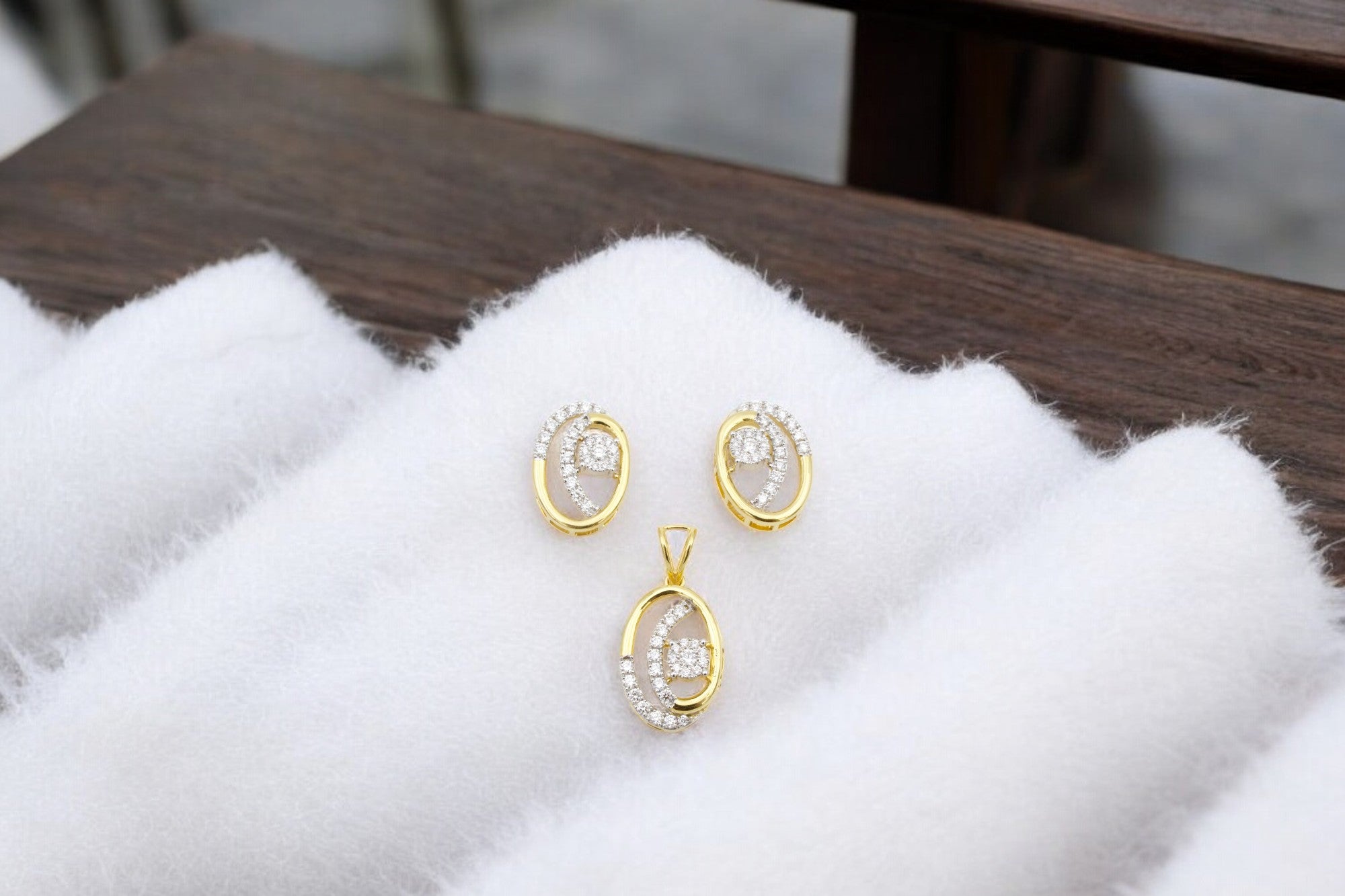 Radiant Spiral Set