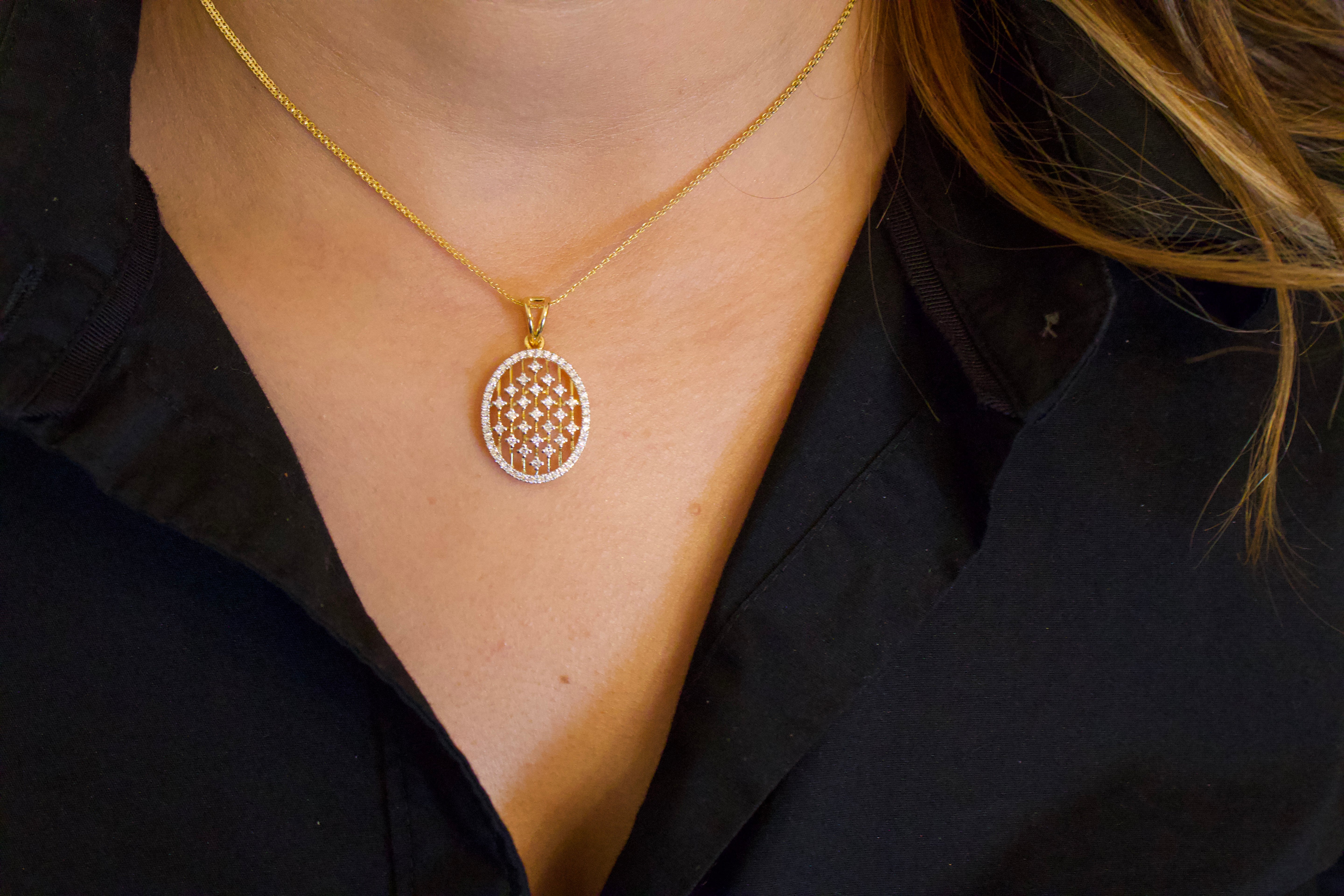 Mesh Mirage Pendant